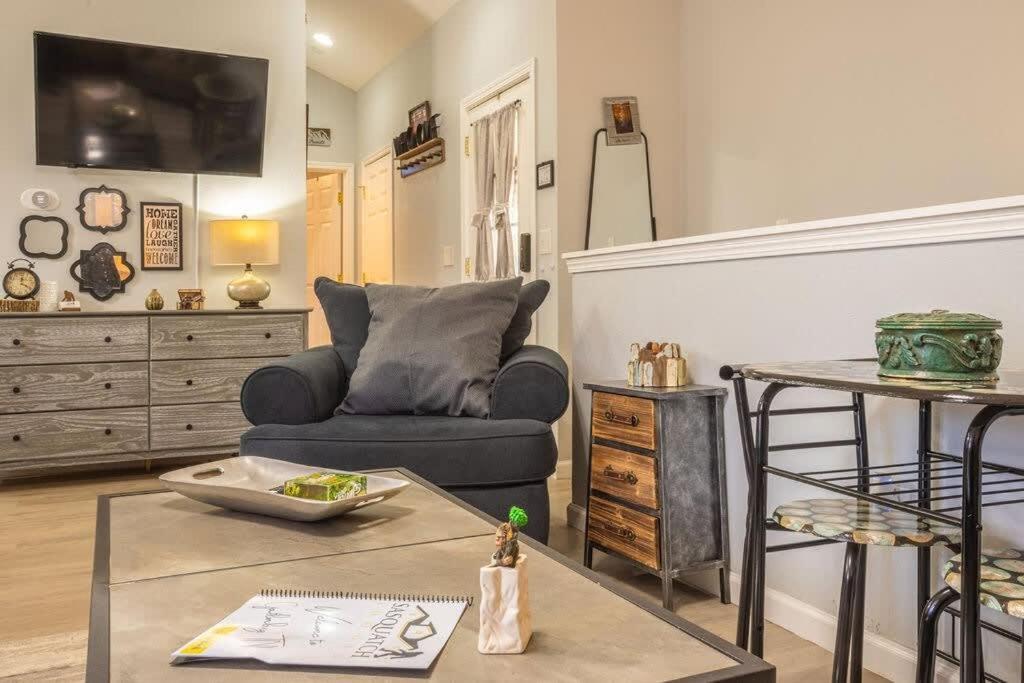 Sasquatch Lodge E Sleeps 13 Gatlinburg Bagian luar foto