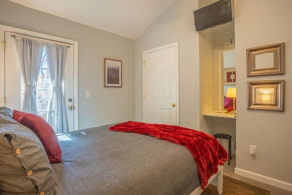 Sasquatch Lodge E Sleeps 13 Gatlinburg Bagian luar foto