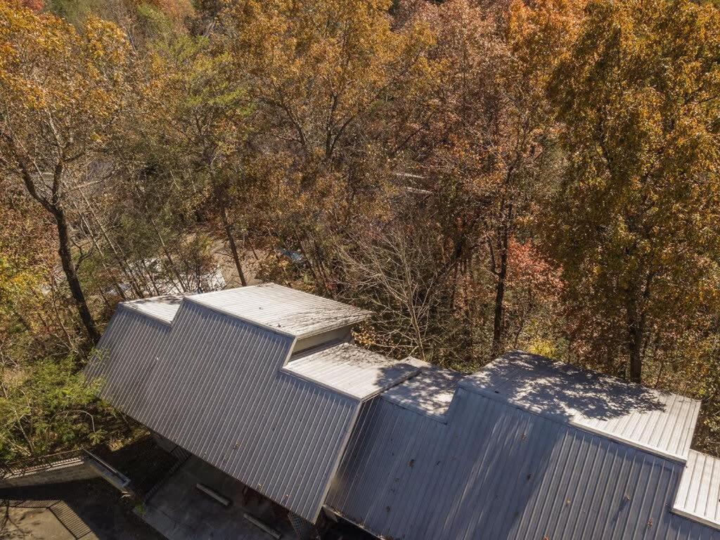 Sasquatch Lodge E Sleeps 13 Gatlinburg Bagian luar foto